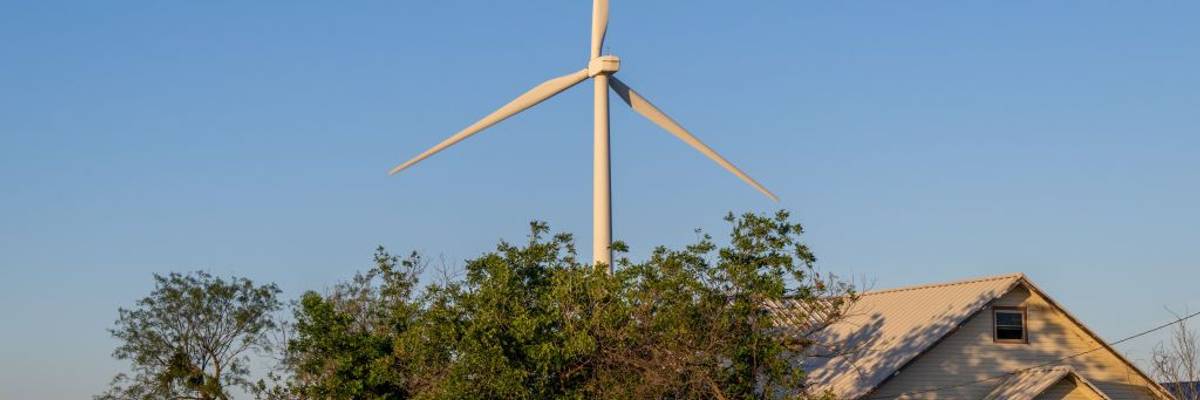 Amid Energy Crisis of His Own Making, Trump Slammed for Using Taxpayer Money to Cancel Wind Projects