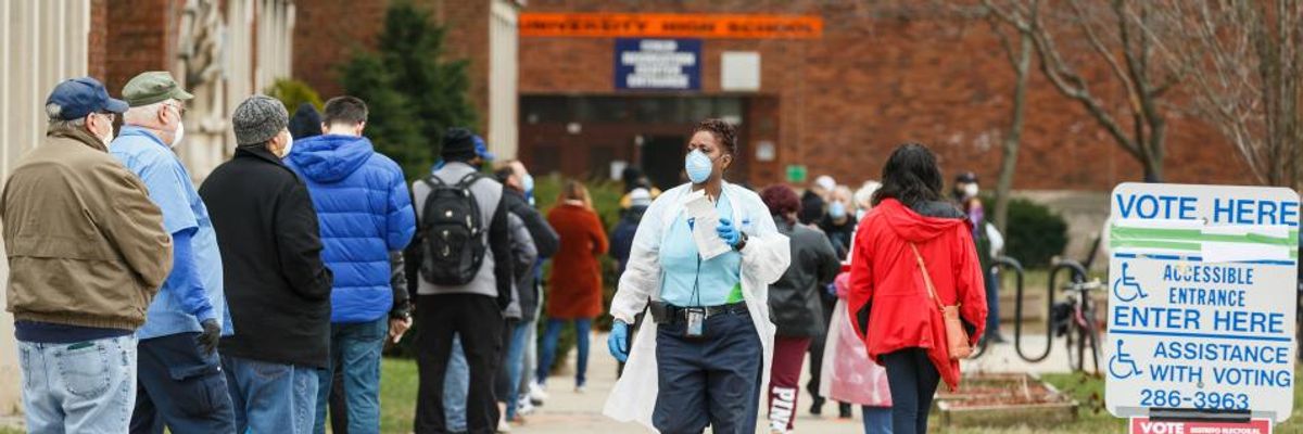 'Green Light to Suppress Votes': Federal Court Reinstates Wisconsin GOP's Early Voting Restrictions Amid Pandemic