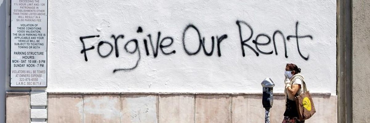 'A Band-Aid, Not a Solution': Critics Warn Trump Eviction Moratorium Only Delays--Doesn't Prevent--Housing Crisis