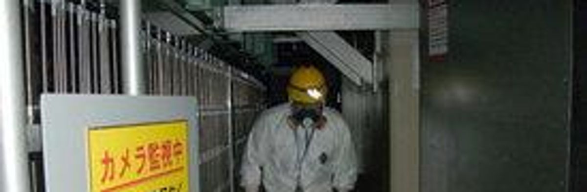 Plan to Flood Fukushima Reactor Could Cause New Blast, Experts Warn