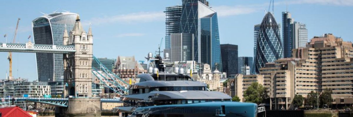 Study of 50 Years of Tax Cuts For Rich Confirms 'Trickle Down' Theory Is an Absolute Sham