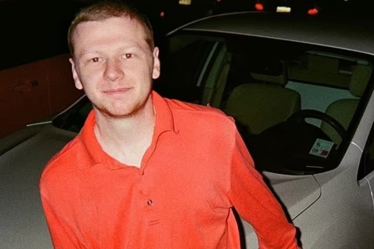 What was US Airman Aaron Bushnell's last Facebook post before setting himself on fire outside Israeli embassy?