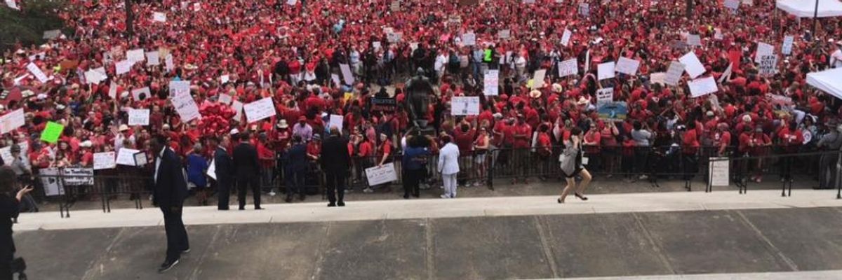 'We Teach, We Vote!': 10,000 Teachers Rise Up Against Republican Legislature in Deep Red South Carolina