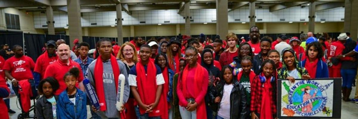 Defying Threat of Termination, 1,200 Florida Teachers Rally to Save Public Education