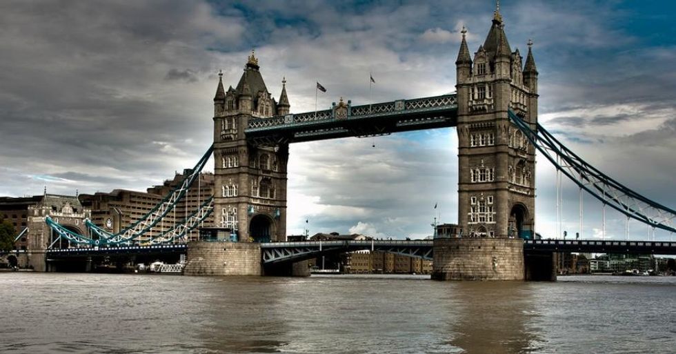 According to leaked reports, the U.K. is unveiling new plans to counter so-called 'extremism' that will require immigrants to learn English, among other measures. (Photo: Konstantinos Kazantzoglou/flickr/cc)