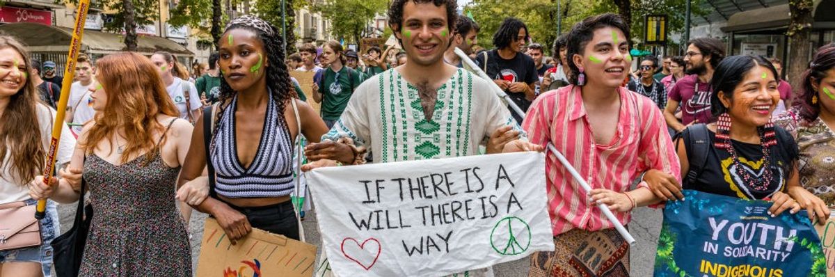 The Solutionary Life: Forging a Better World and a Happier Self