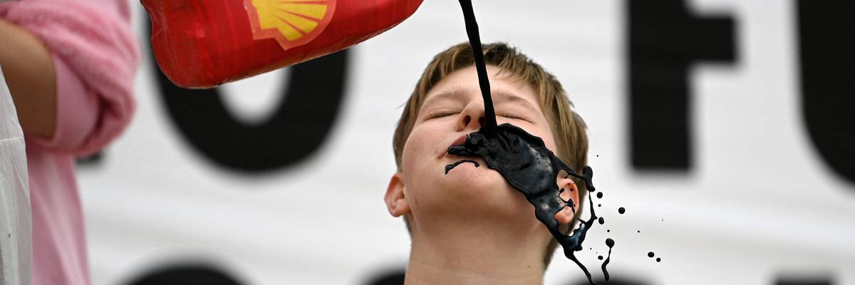 Activists protest fossil fuels