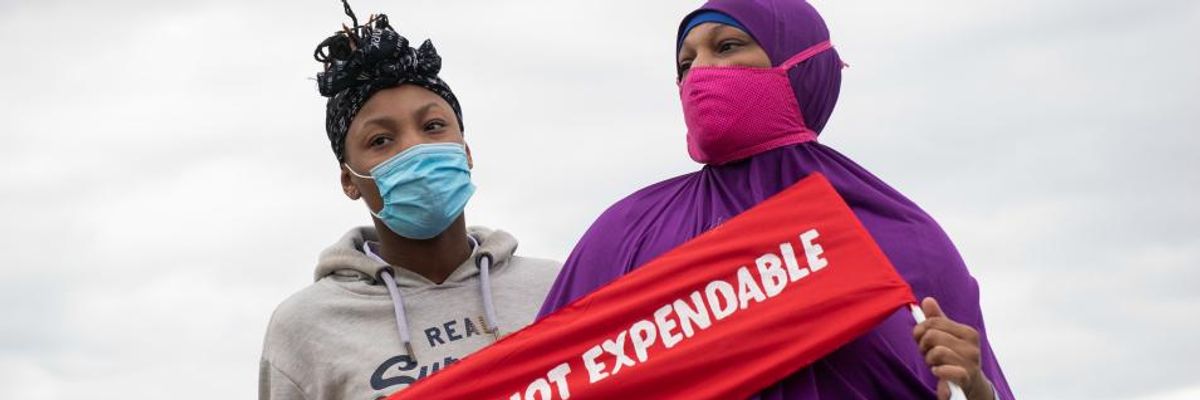 Top Unions Accuse Trump of Exploiting Loopholes in Covid-19 Stimulus to 'Enrich Corporate Executives'