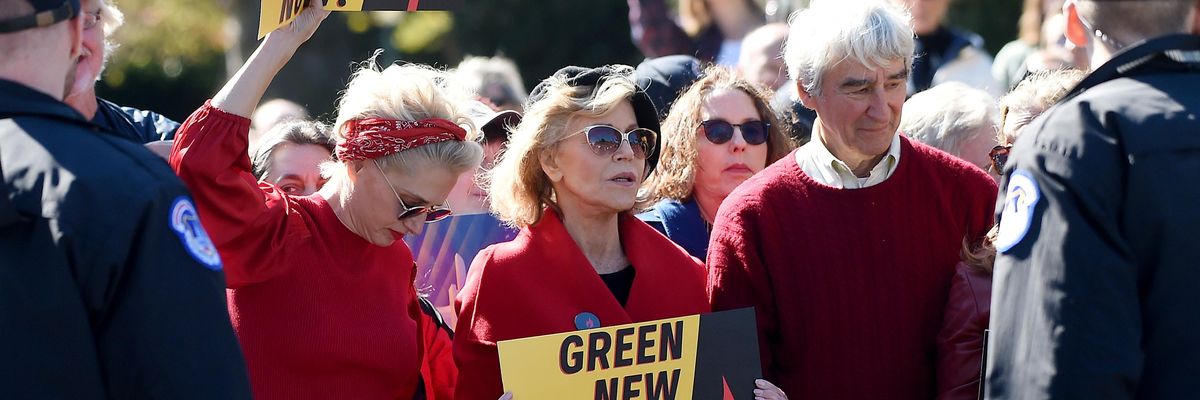 'A Real Movement Boost': Sam Waterston and Jane Fonda Among Those Arrested Demanding Green New Deal in DC