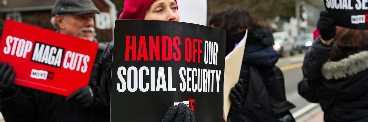 Advocates rally in support of Social Security