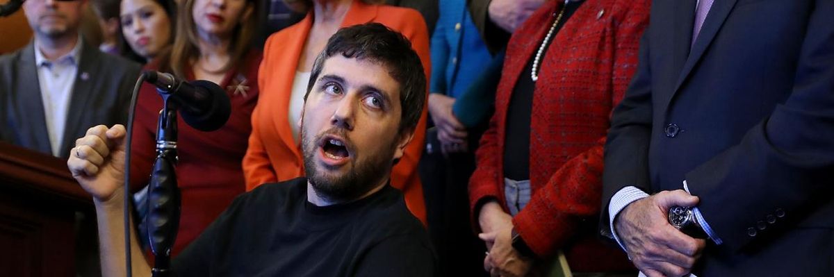 Ady Barkan Takes Medicare for All Fight to California to Prove 'Single Payer Healthcare Works in America'