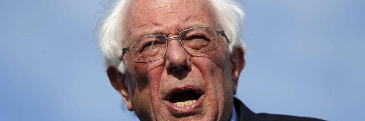Media Taking Notice as Sanders Surges in New Polls