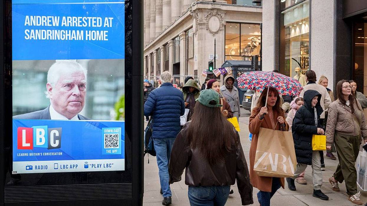 'We Need Justice': Americans Envious as Elites in UK, Korea Face Legal Consequences