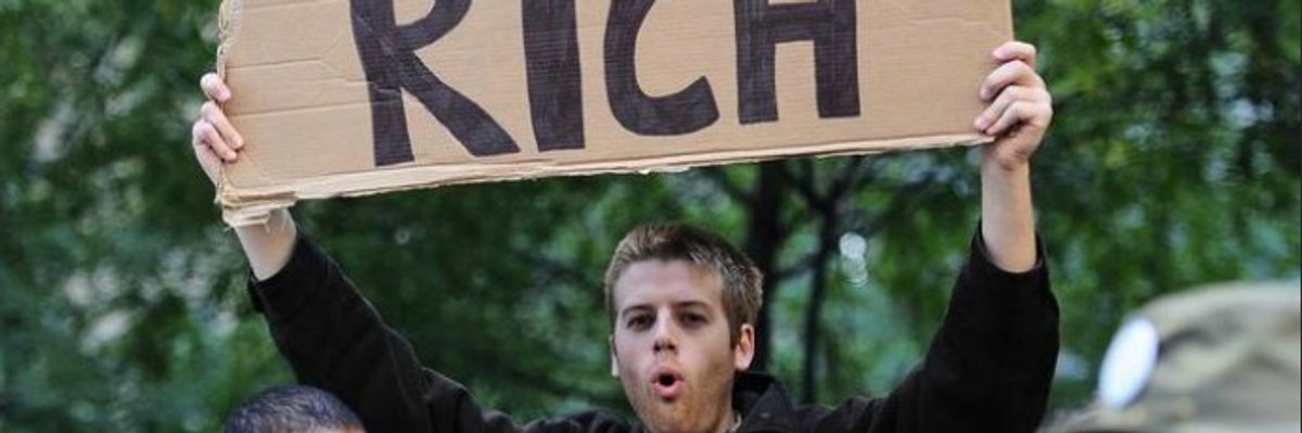 As GOP Pushes Windfall for 1%, Three-Fourths in US Support Higher Taxes on the Rich