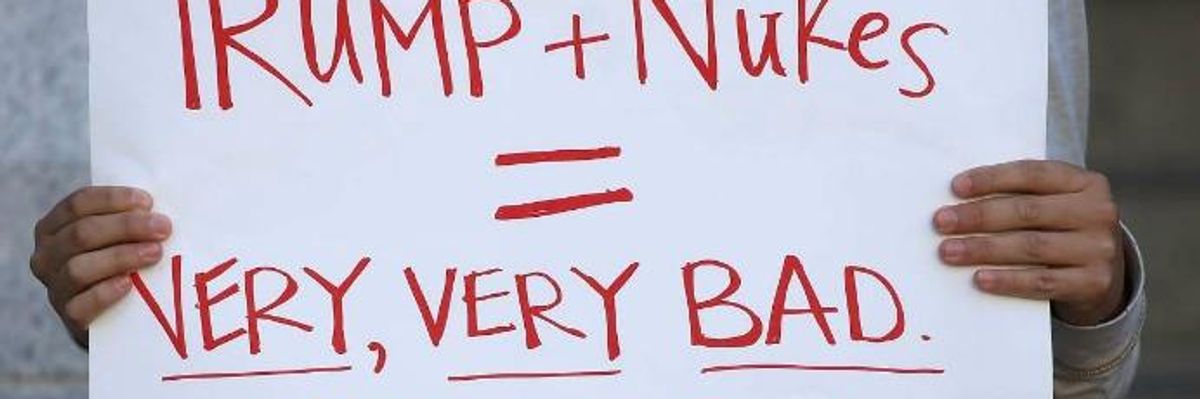 Sane Voices Urge Diplomacy After 'Lunatic' Trump Threatens 'Fire and Fury'