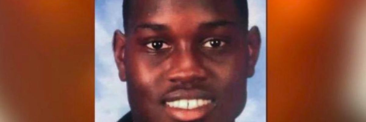 'Justice Demands That Arrests Be Made' After Video of Ahmaud Arbery's Killing Goes Viral