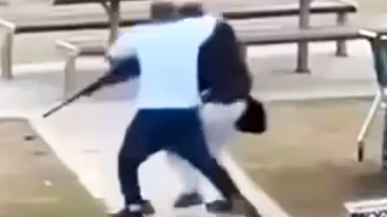 Ahmed el Ahmed disarms shooter at Australia's Bondi Beach