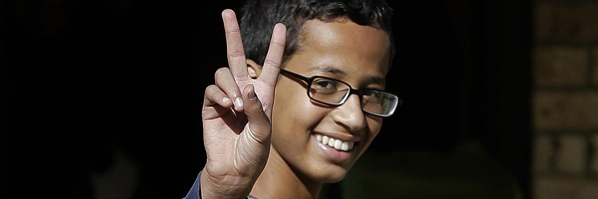 Obama Should Stand With Ahmed--at His Mosque in Texas