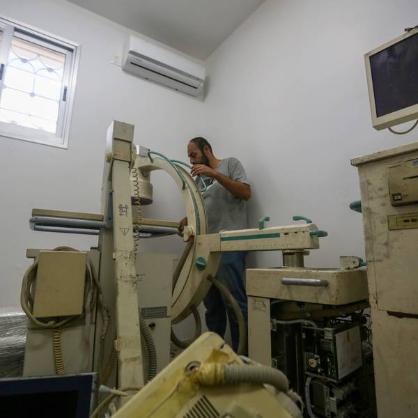 Al-Shifa Hospital In Gaza Repairs Damaged Equipment With Salvaged Parts