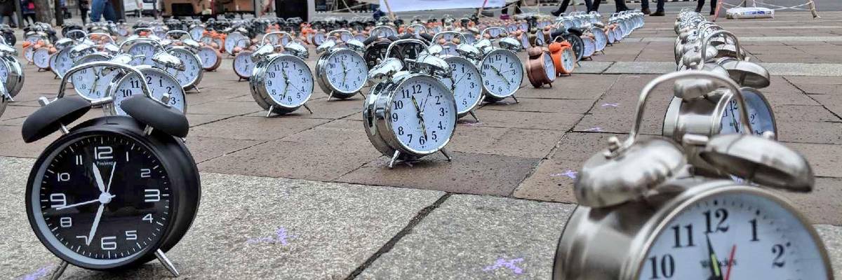 Hundreds of Clocks Sound Alarm on Ford's "Collusion" With Trump as Pruitt Does Industry's Bidding With Emissions Standards Rollback