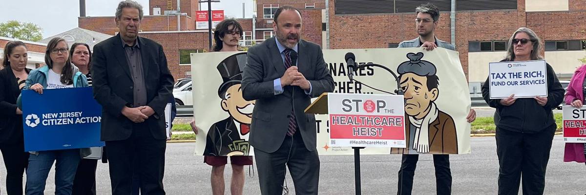 Alex Lawson on healthcare tour.