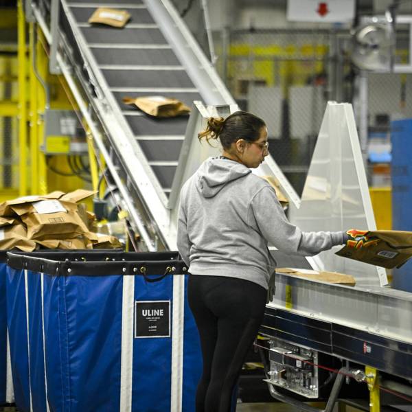 Amazon Warehouse Operates On Cyber Monday