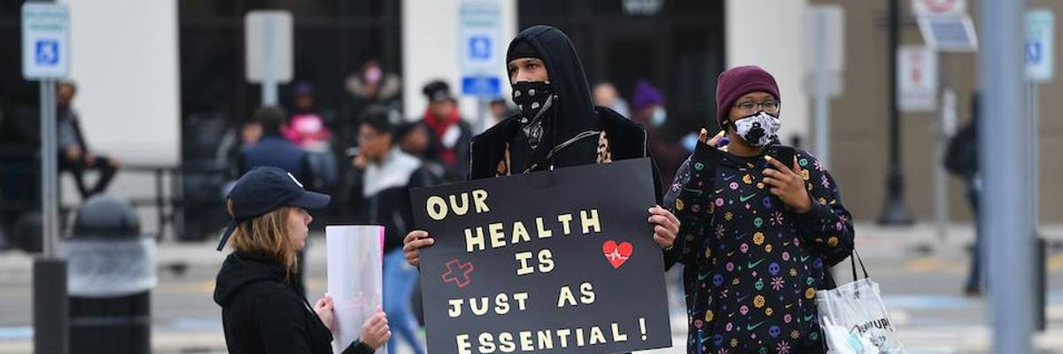 'How Does It Feel to Sell Your Soul to the World's Richest Man?': Obama Aide Turned Amazon Exec Ripped Over Fired Workplace Organizer