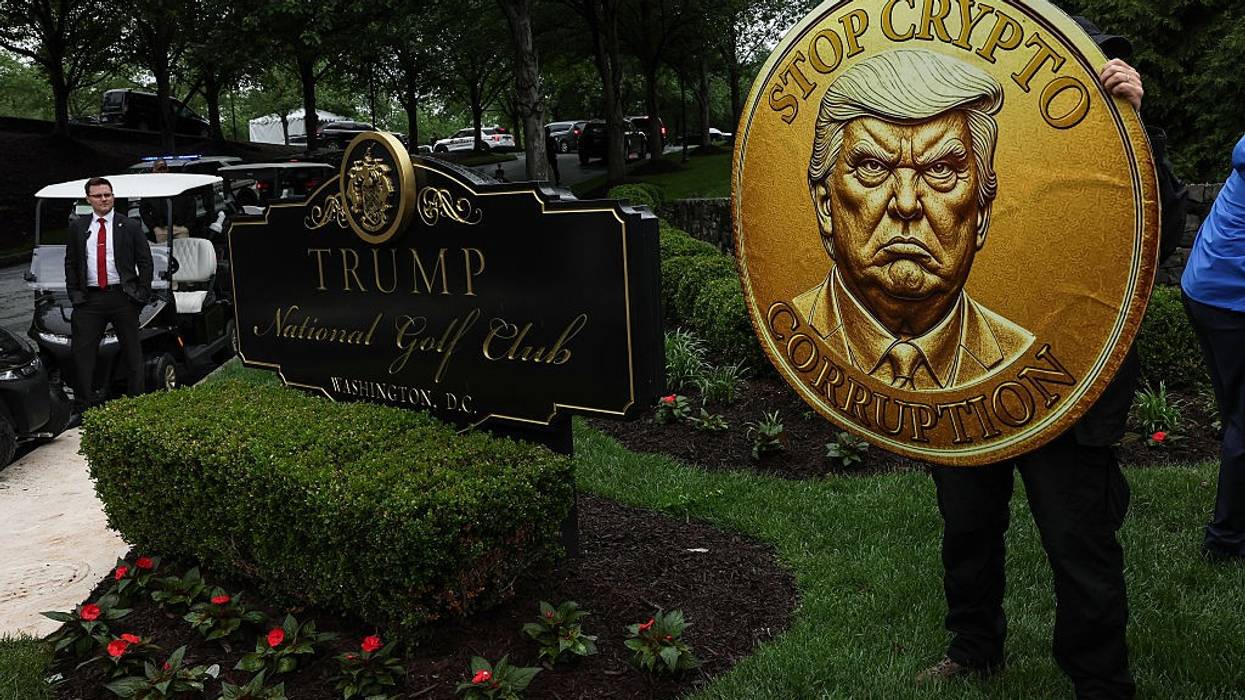 "America is Not for Sale" Rally Against Trump's Crypto Dealings