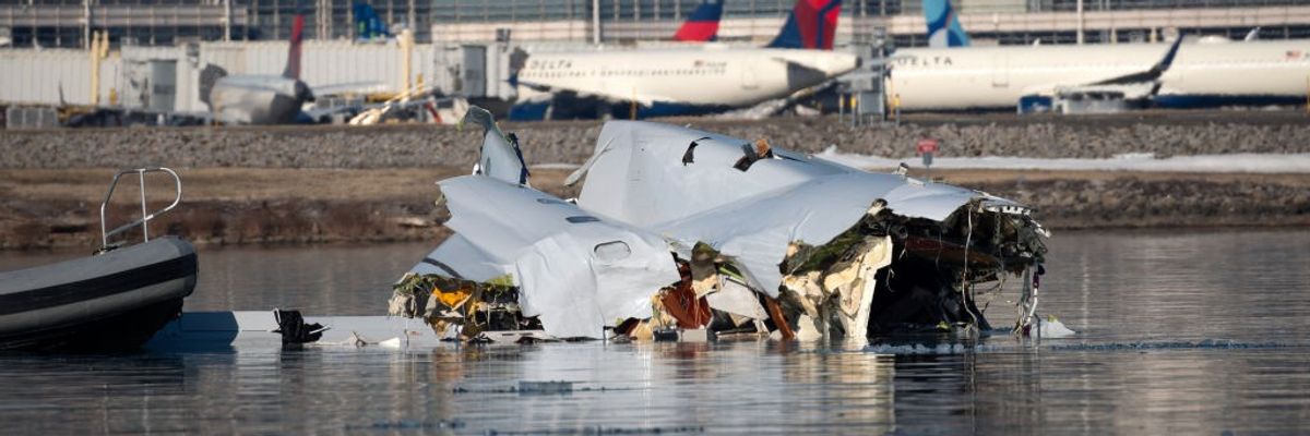 American Airlines Plane And Black Hawk Helicopter Crash Near Reagan National Airport