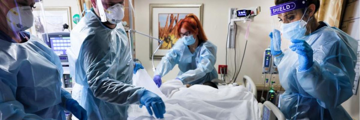 Nearly 4,000 Americans Died From Covid-19 on Wednesday as Trump Incited Anti-Democratic Insurrection