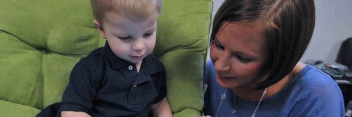 Ahead of Week Dedicated to 'Unplugging,' WHO Urges Strict Limits on Screen Time for Young Children