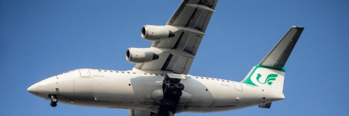 'Lawlessness Upon Lawlessness': Iran Foreign Minister Condemns US for Dangerous Mid-Air Harassment of Civilian Plane