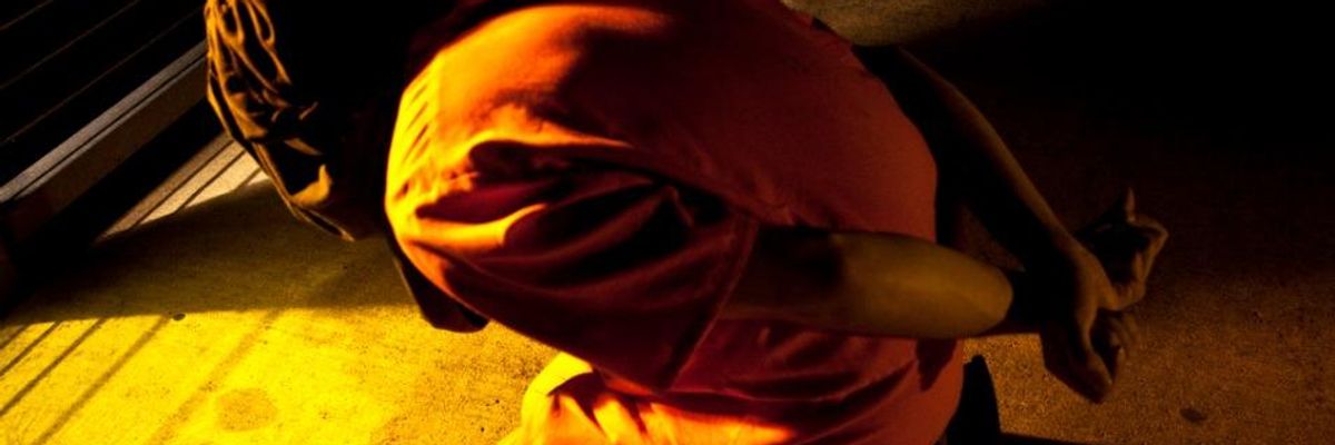 US Given New Deadline for Torture Photos 'More Disturbing' Than Abu Ghraib