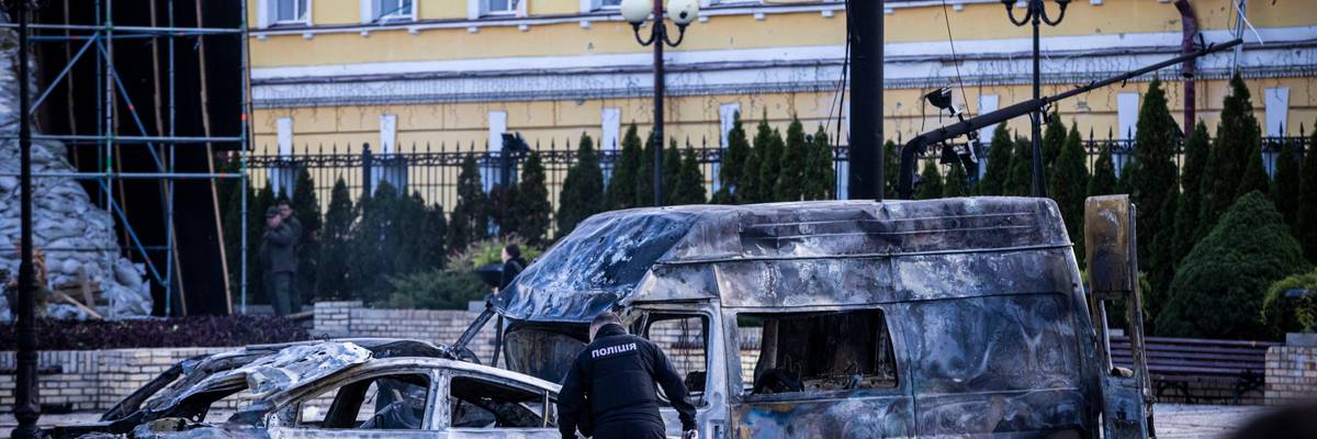 An emergency worker attacks to the site of an attack