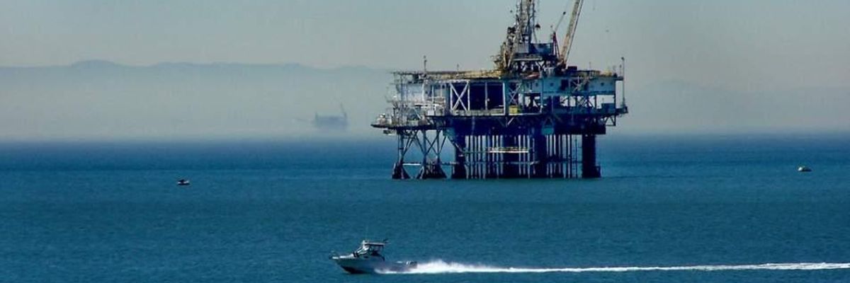 Trump Uses 'Art of Distraction' to Push Through Dangerous Policies Like Offshore Drilling, Interior Official Admits