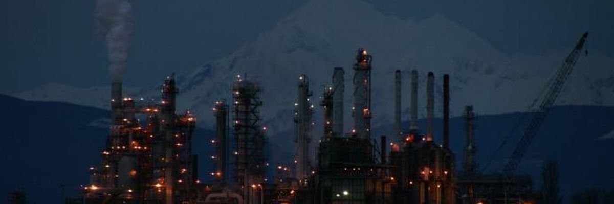 Washington County Shocks Big Oil With Ban on Fossil Fuel Exports