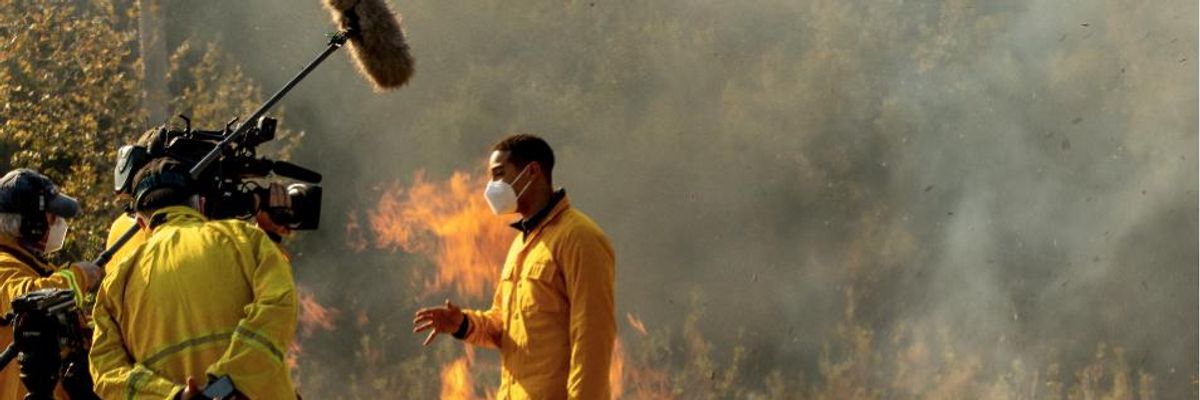 Media Coalition Declares That Journalism Should Reflect 'Climate Emergency Is Here'