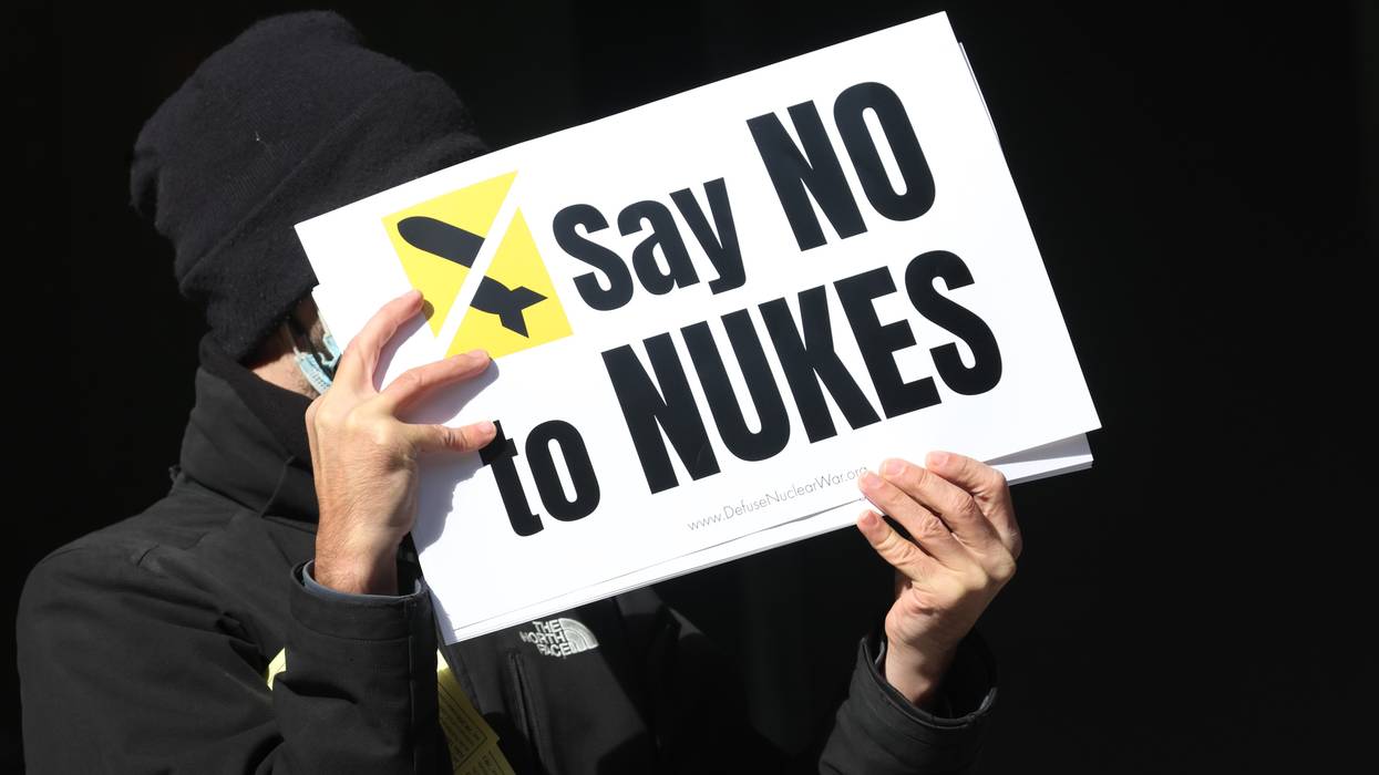 Anti-Nuclear Weapons Activists Demonstrate In Chicago