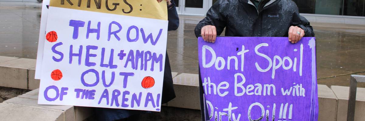 Anti-sportswashing protest.