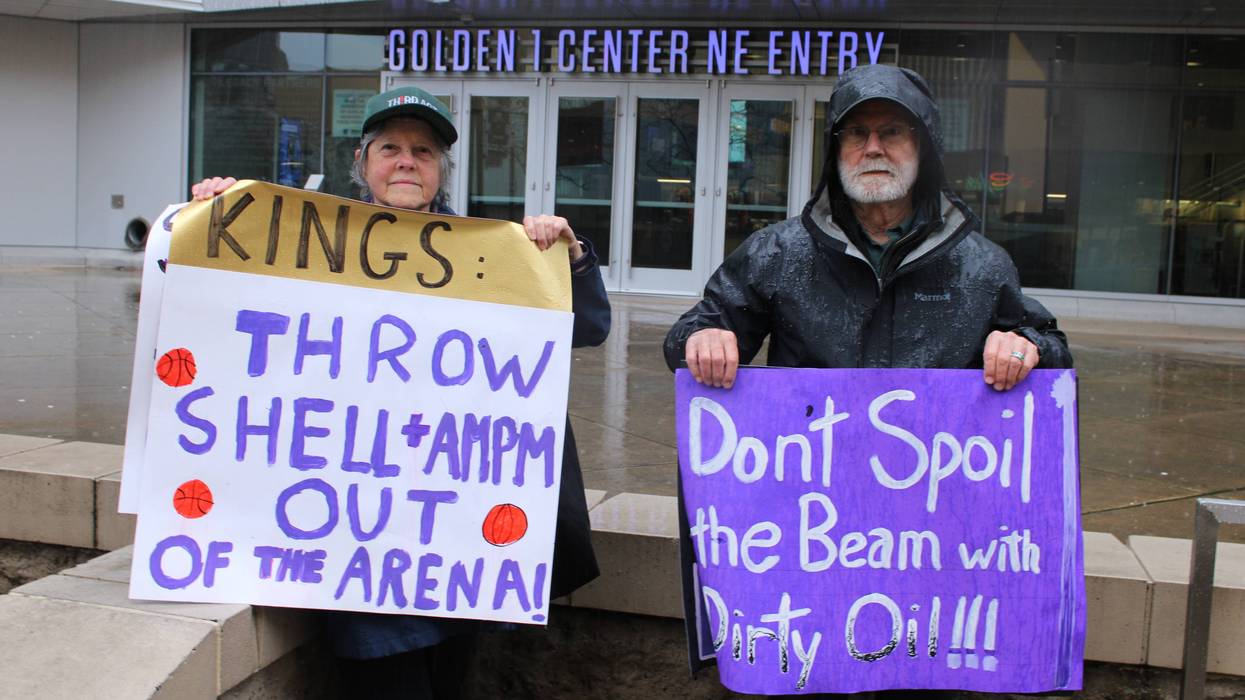 Anti-sportswashing protest.