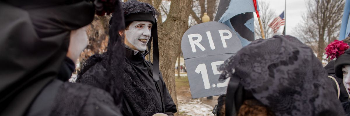 Anti-Trump climate protesters.