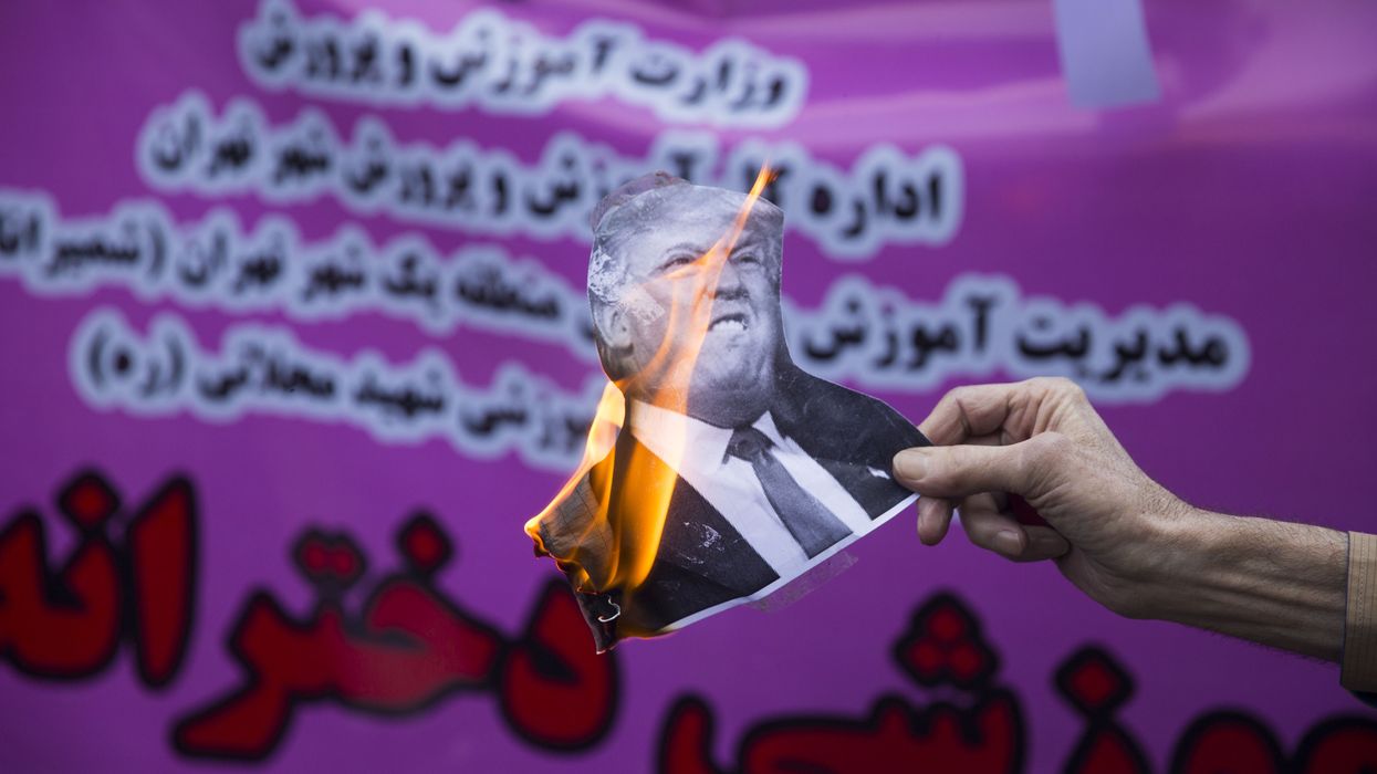 Anti-US Protest in Iran on Eve of New Sanctions