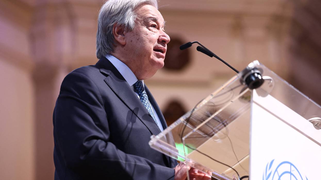 Antonio Guterres speaks in London.