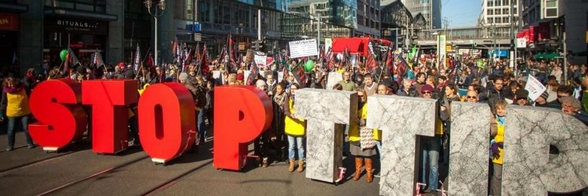 The Corporate-Friendly Trade Deals Threatening Ordinary People in 2016