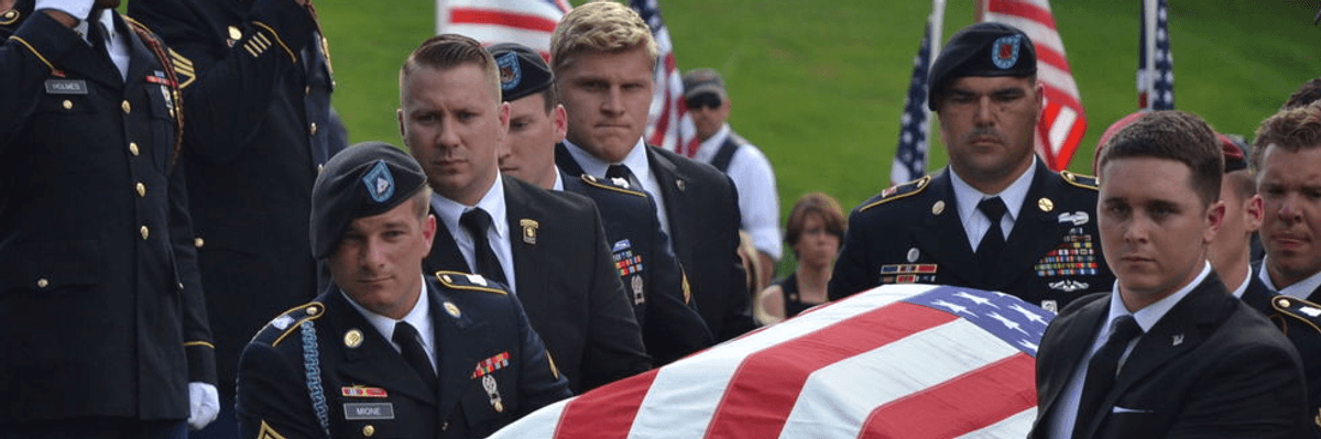 As $25,000 Unmet Promise to Family Exposed, Trump Told to 'Stop. Please, Just Stop.'