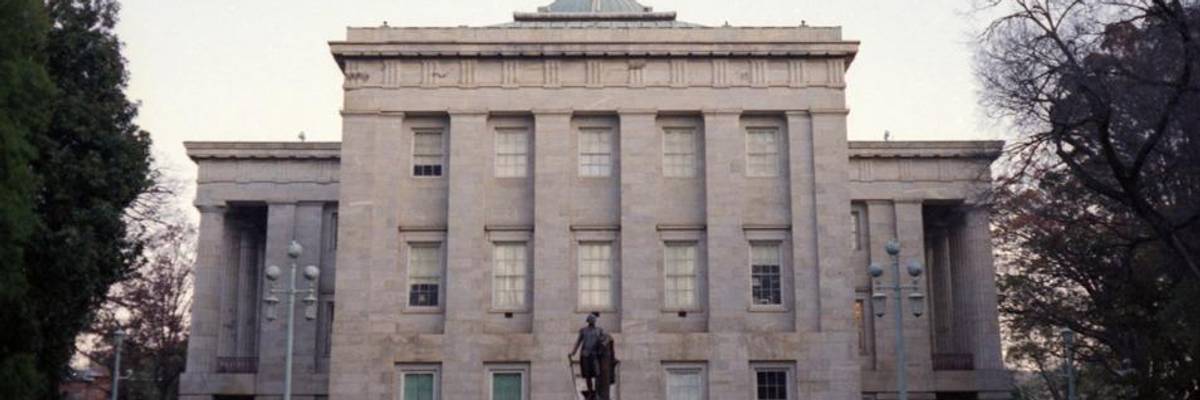 'Political Corruption in Real Time': Viral Video Shows North Carolina GOP Sabotaging Democracy in Effort to Secure Corporate Tax Cuts