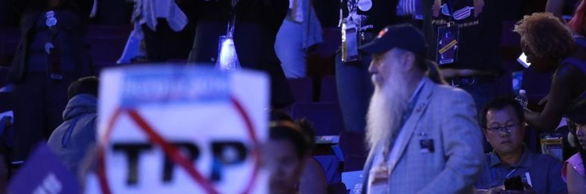 Fight Over Fracking Heats Up at the Democratic Convention