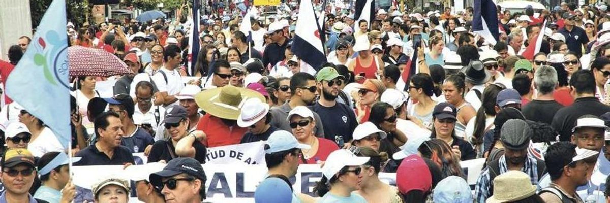 'Let the Rich Pay More Taxes': Thousands Take to Streets in Costa Rica