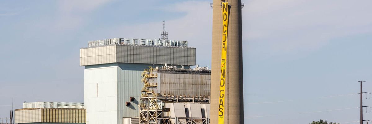 Banner drop at Newington Station in New Hampshire.
