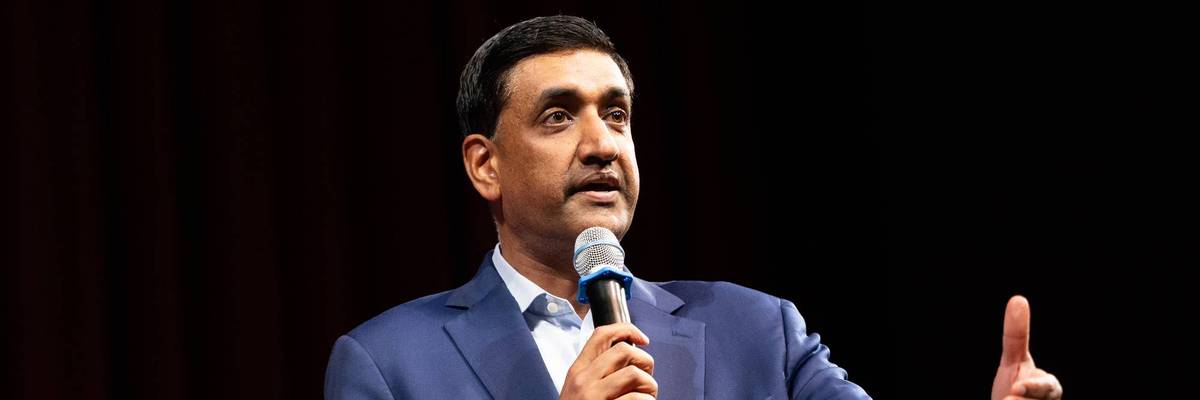 Bernie Sanders Holds Town Hall On AI In Stanford